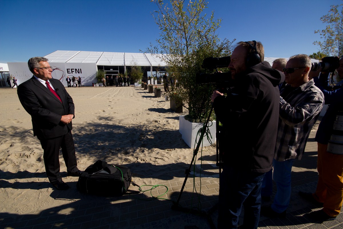 efni_2015_00032_m